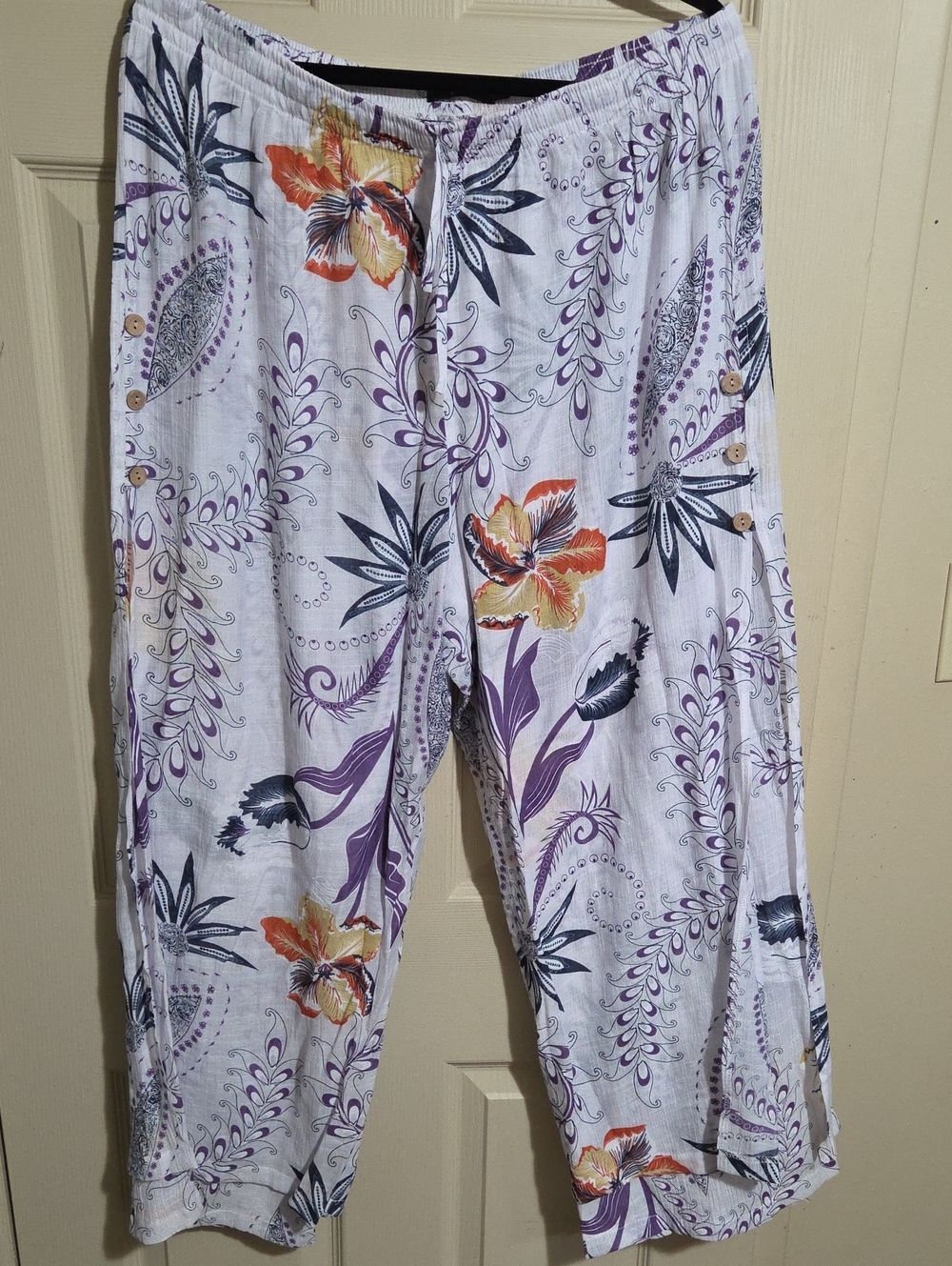 Women's White Floral Pull-On Beach Cover Up Pants